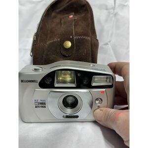 BELL & HOWELL BIG FINDER AUTO FOCUS POINT & SHOOT CAMERA BF 905 * Use 35 MM FILM